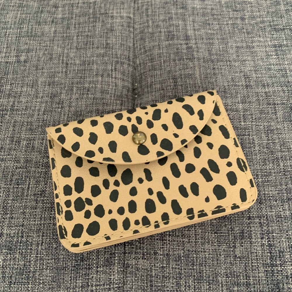 Universal thread small wallet